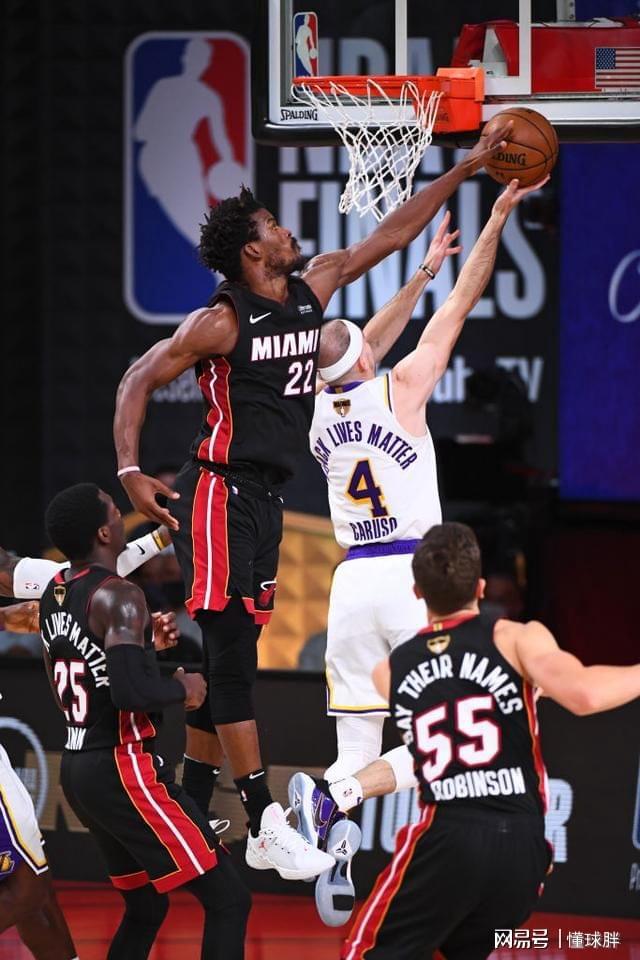 关于NBA季后赛赛程吃紧，本菲卡赛前调整名单，球迷炸锅，球探报告显示潜力的信息-爱游戏在线登录